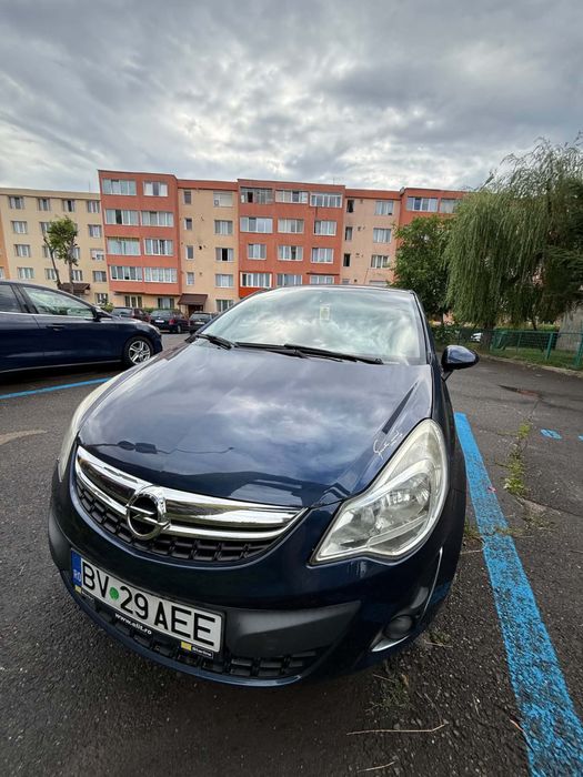 Vând Opel Corsa D