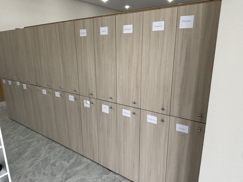 Продам шкаф для раздевалки