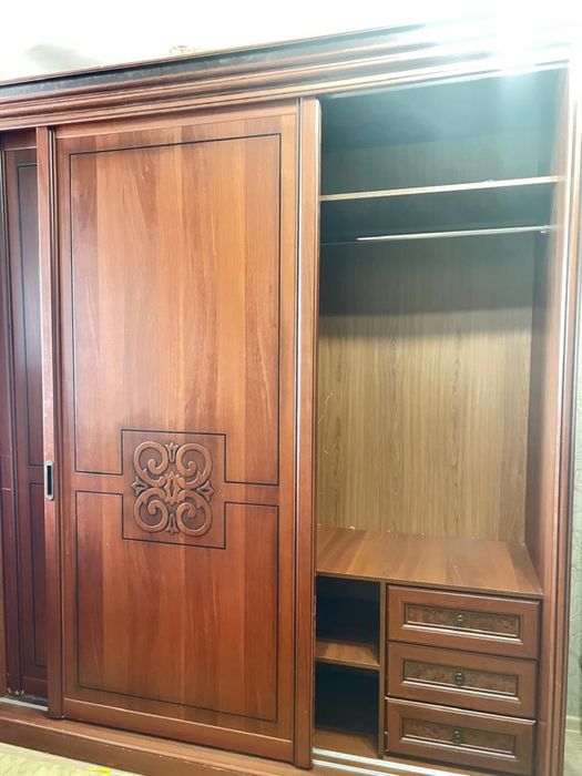 Шкаф раздвижной