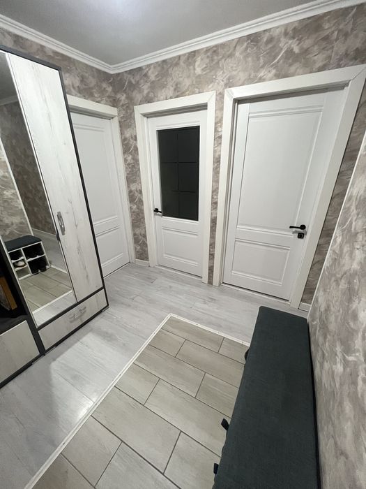 продается 3 комнатная квартира