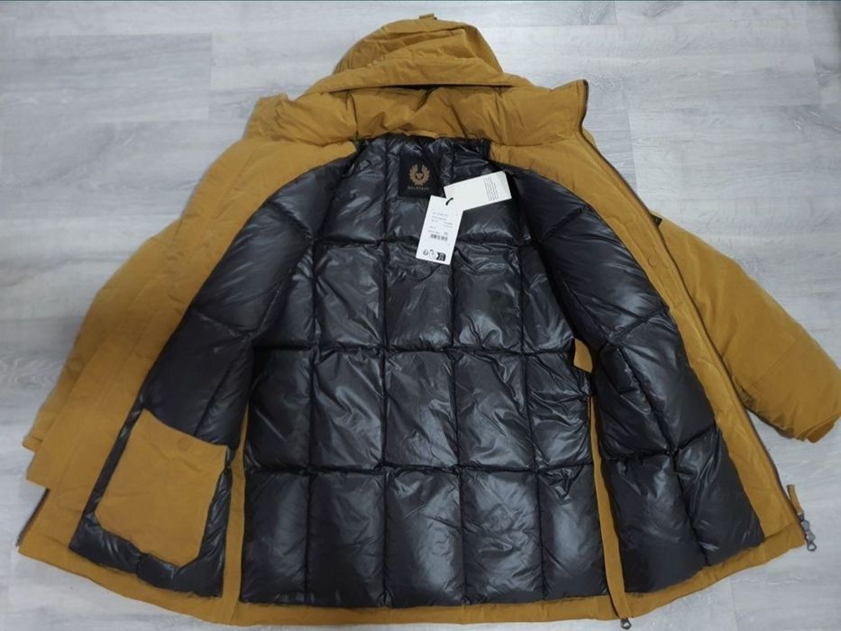 Geaca puf Belstaff XL lucrata o marime mai mare