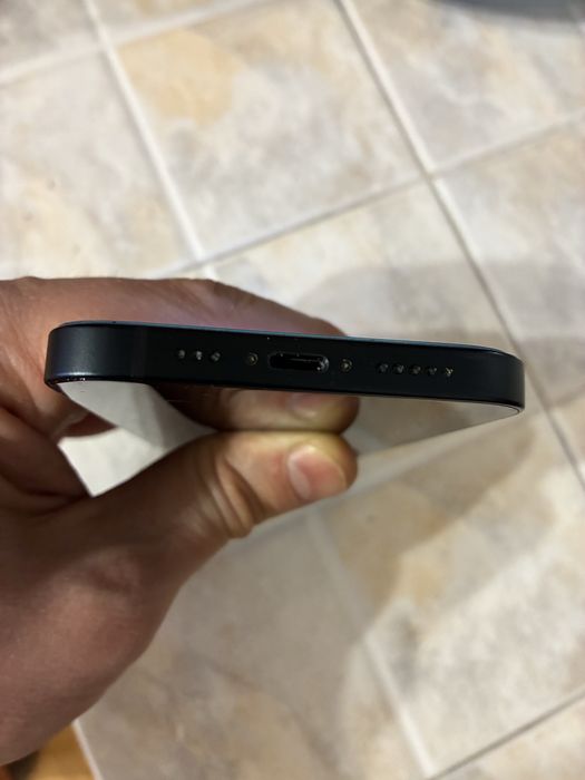 iPhone 13 128GB Midnight