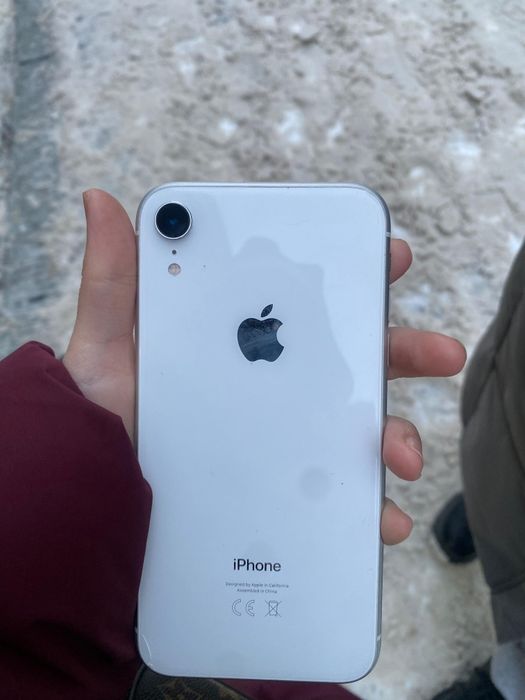 Айфон ХР 64 гигабайт