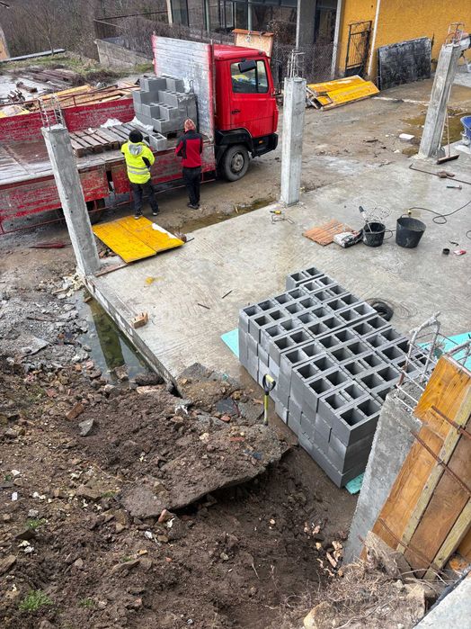 Доставка на строителни материали с бус – София