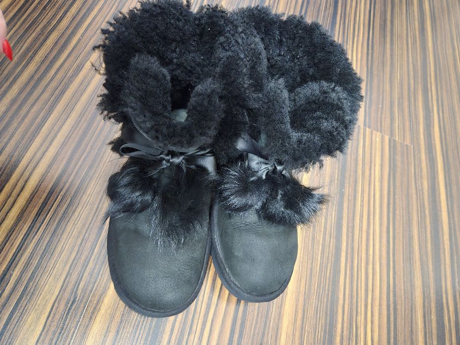 Велурени боти UGG Gita, Черени