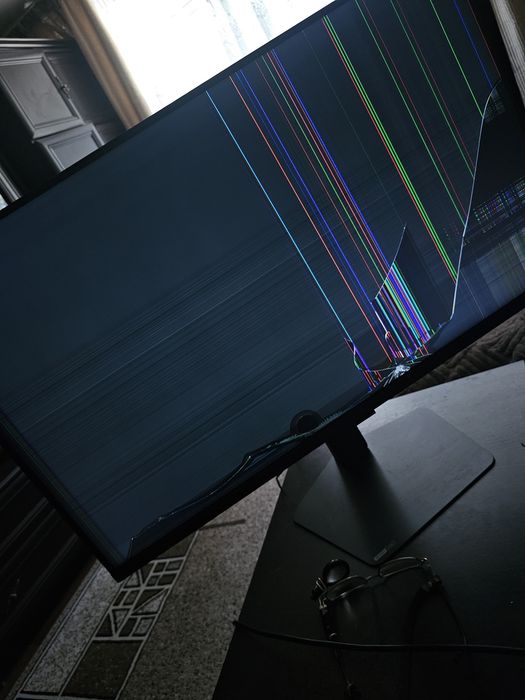 Монитор Samsung Odesey G5 32d.