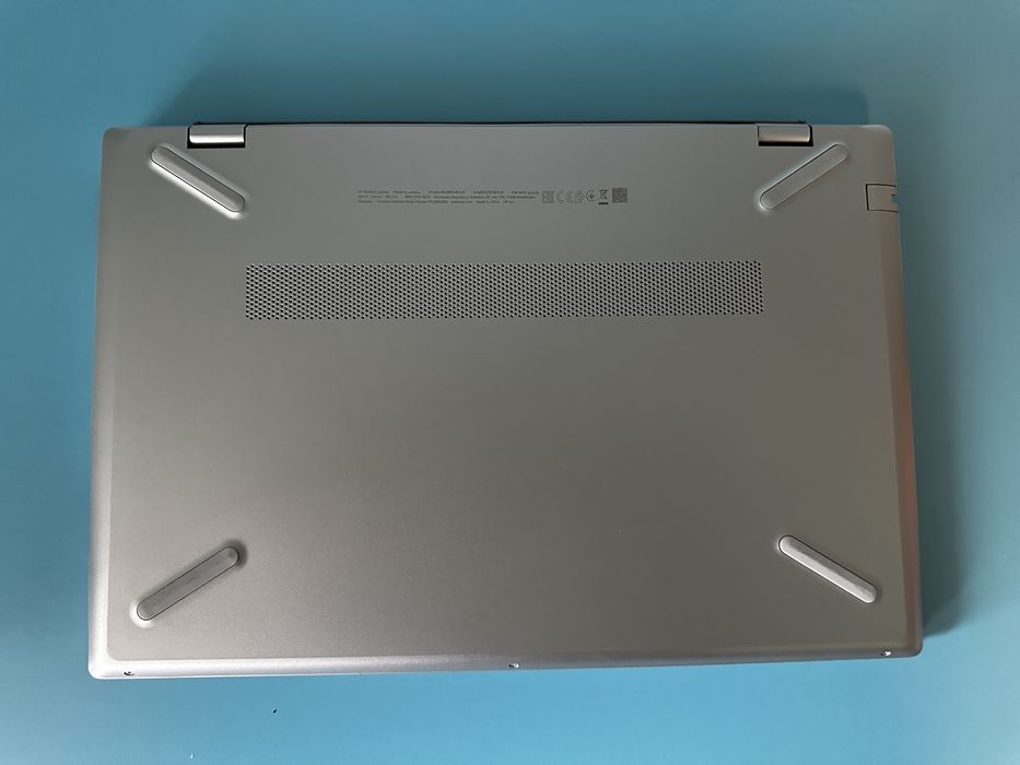 HP Pavilion Ryzen 7 - 16Gb RAM - SSD500Gb - Video Vega 10 - taste ilum