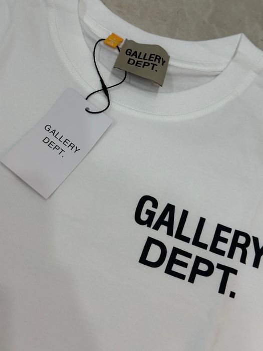 футболка Gallery dept