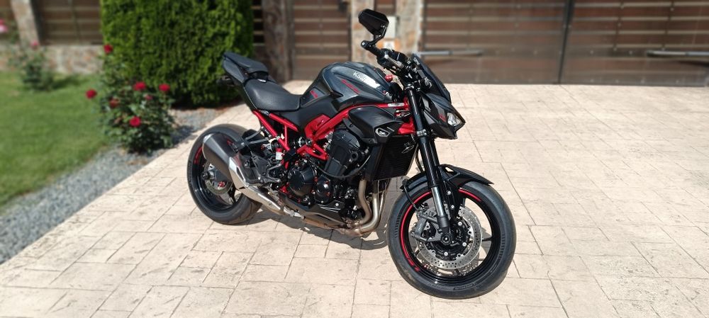 Kawasaki Z900.  2025