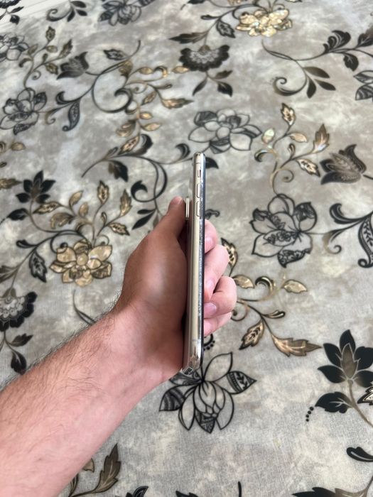 Продам IPhone X 64gb