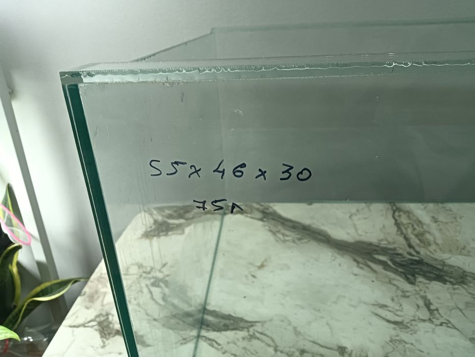 Продам аквариум новый на 75 литров
