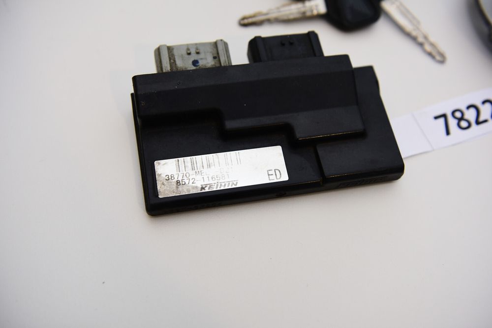 Honda CBR 1000RR 2006 2007 SC57 Set de chei full power ( european )