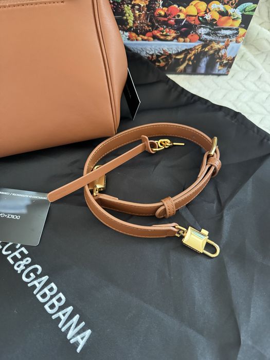 Дамска чанта нова