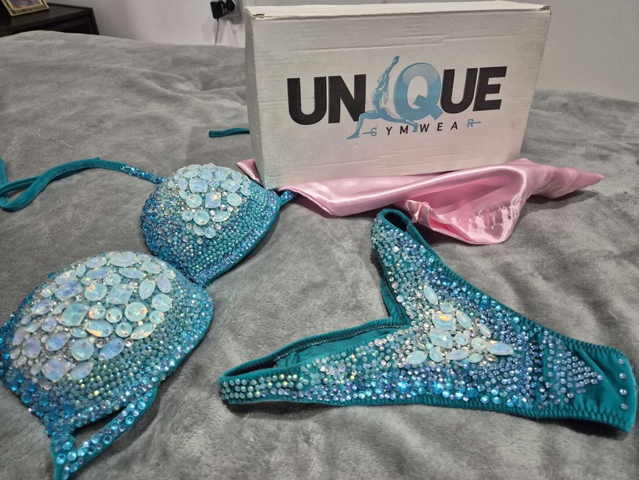 Costum Bikini Fitness