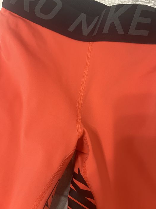 Дамски Клин  Nike Pro