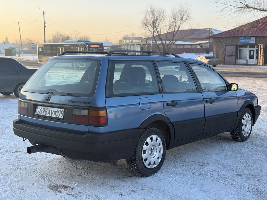 Фольцваген пасат 1.8 моно гур !