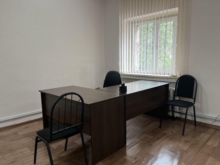Сдается офис в Бостандыкском районе 35кв.м.