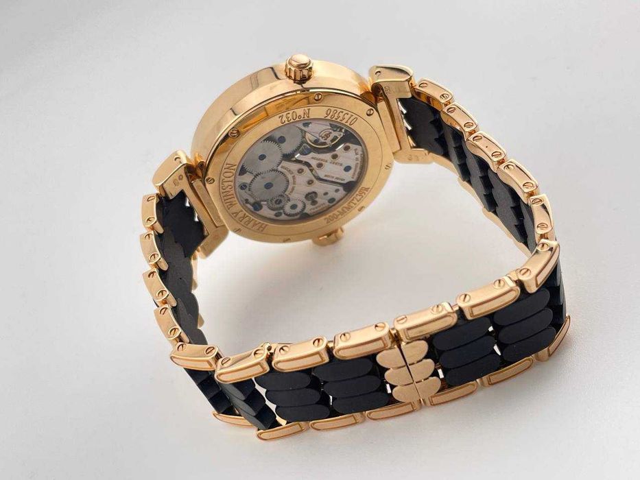 Часы Harry Winston Premier Excenter Timezone