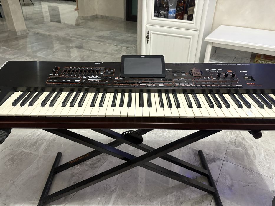 Vind korg pa 4 x 1550€