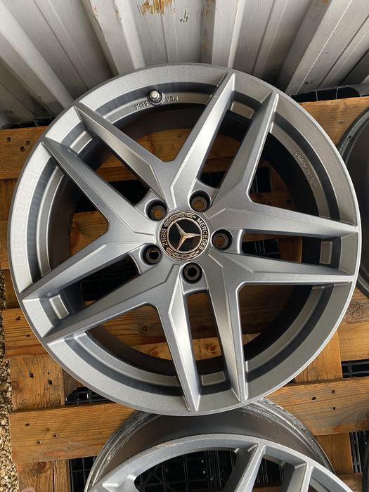 18 цола 5 х 112 мм Мерцедес C Класа , CLA , GLA , GLB , A , B , V Вито
