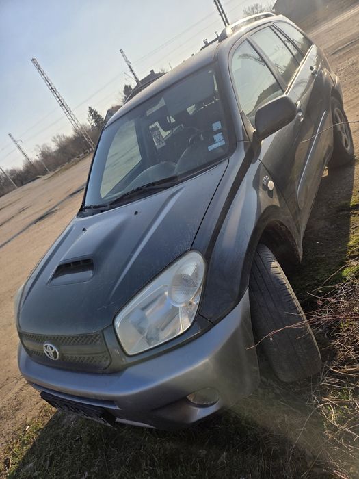 Toyota RAV4 2.0D D-4D (116 кс) На части