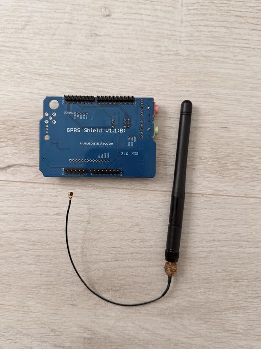 Arduino GSM/GPRS shield SIM900