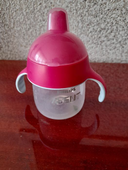 Детска чаша авент
