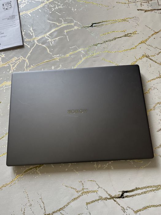 Ноутбук Honor magicBook