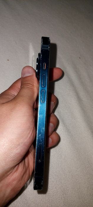 Продам iPhone 14