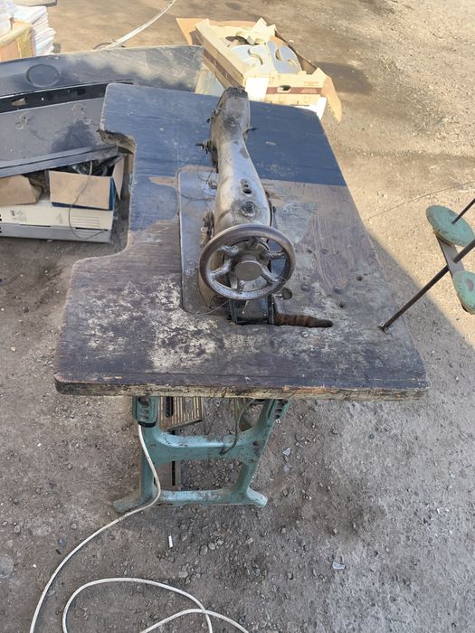 Швейная машинка