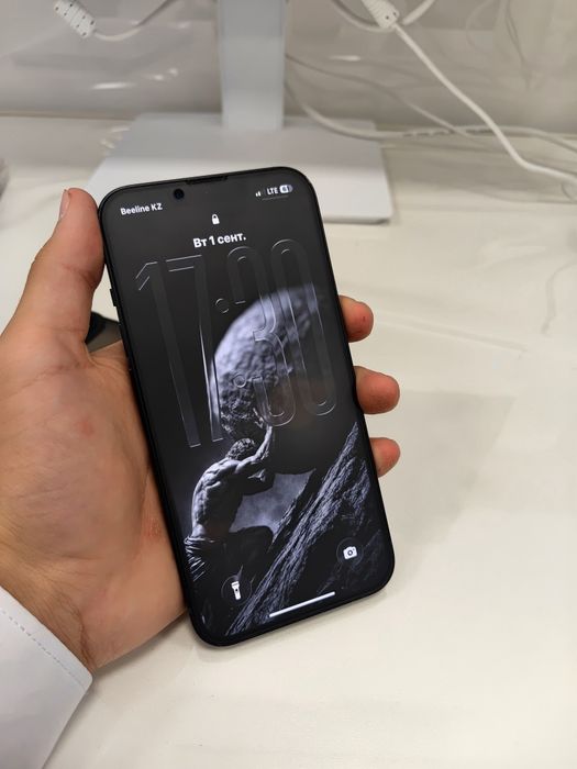 iPhone 13 128/4 gb