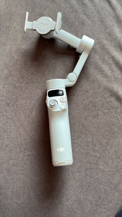 Стабилизатор dji osmo mobile 7