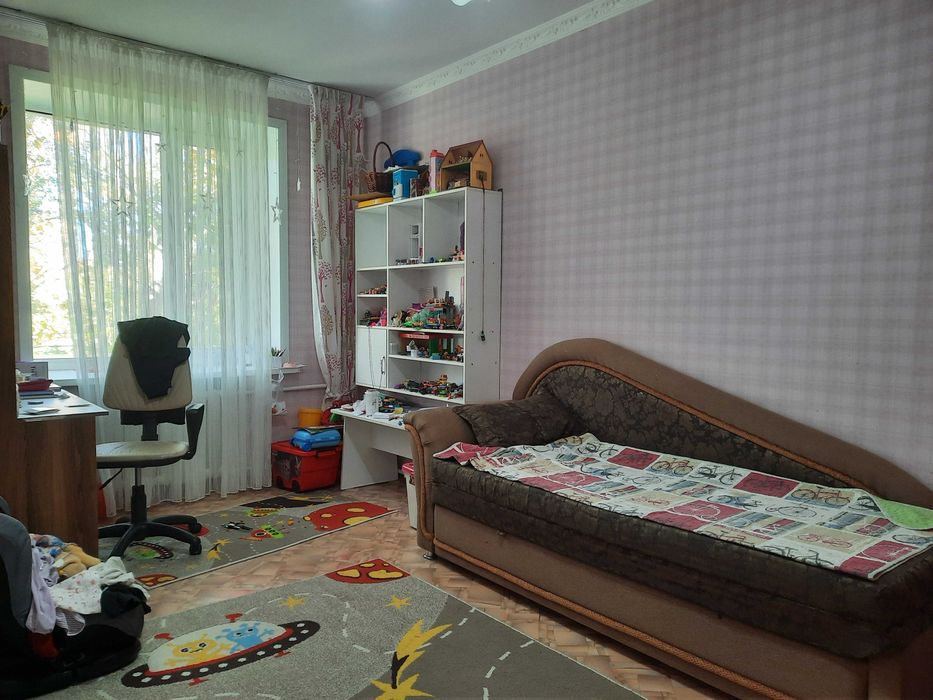 Продается 3-х комнатная квартира