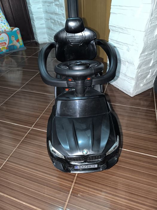 ride on BMW количка за бутане