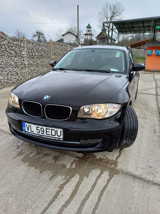 Vând BMW seria 1