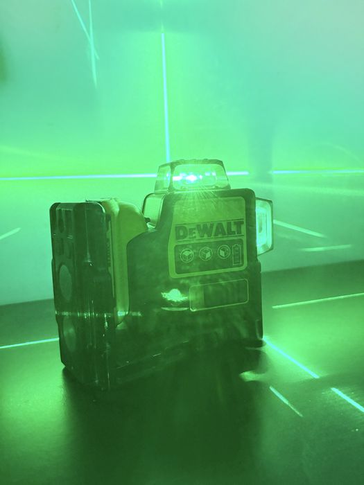 Vand Nivela Laser Dewalt