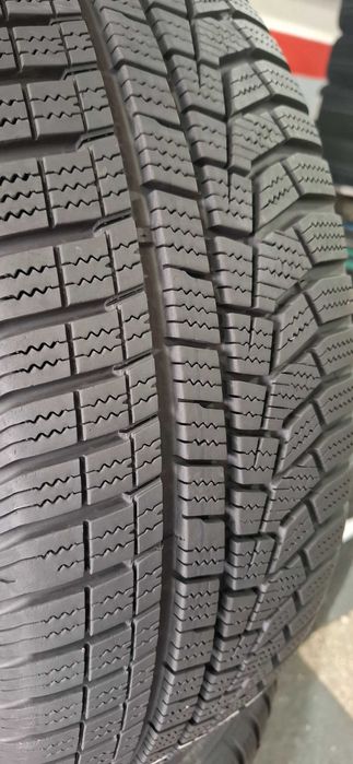 4бр. 205/60/16 Hankook 6.7mm грайфер, дот 19г. Безплатен монтаж