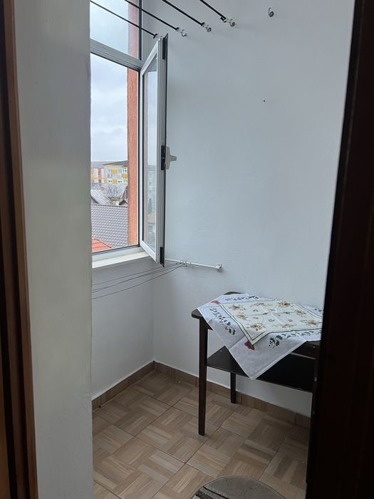 Ofer spre inchiriere garsonieră in Radauti(langa Profi-Doi Voievozi)din 16 iulie
