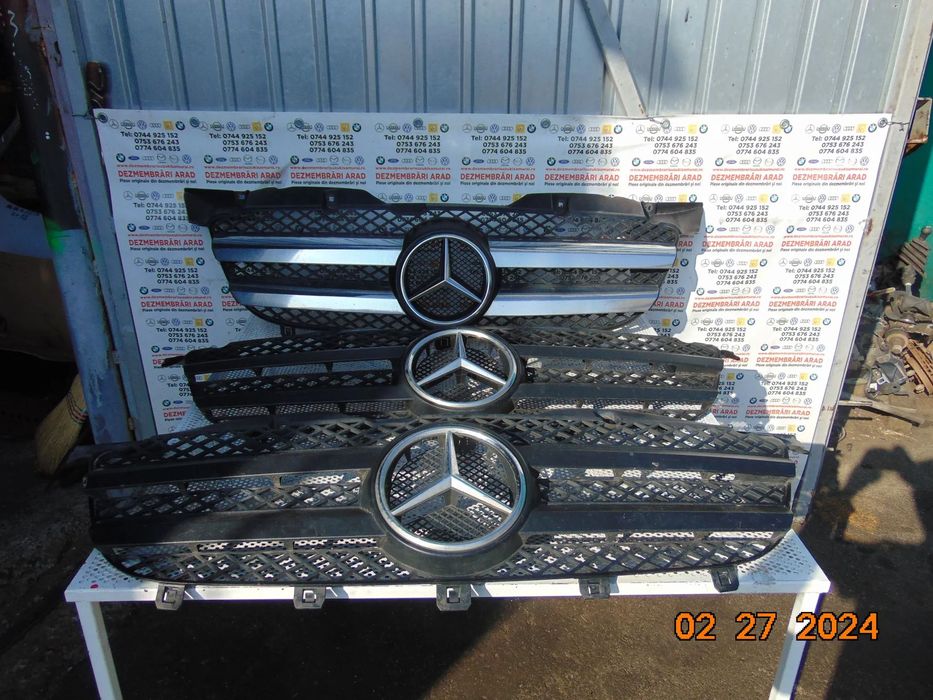 grila fata Mercedes Sprinter w906 an 2006-2013 grila cu emblema sprinter