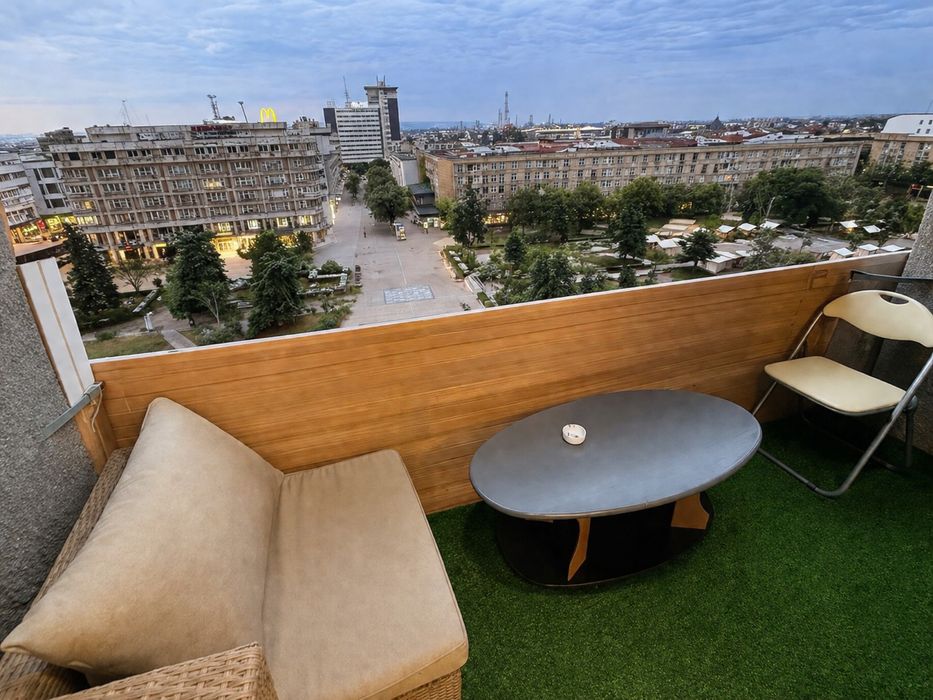 Garsoniera regim hotelier centru Ploiesti vedere superba balcon AC WiFi