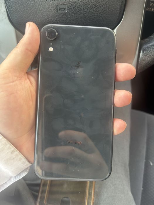 Iphone XR 128g продам