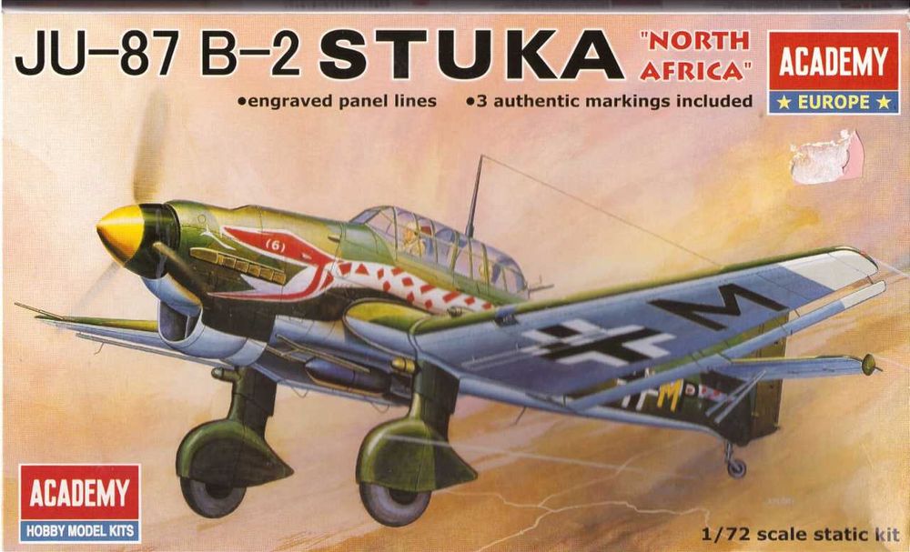 Сборная модель самолета Юнкерс Ju-87 B-2 (Academy, 1:72)