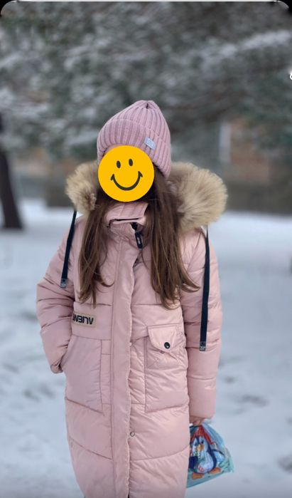 Продам пуховик на девочку 116 см