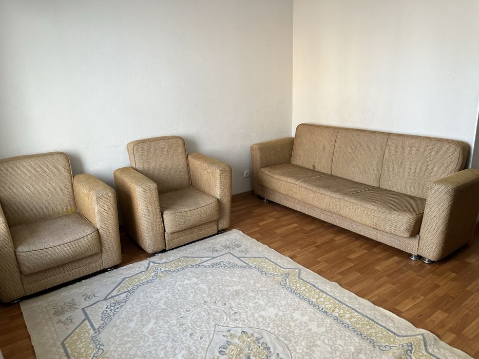 Отдам диван - самовывоз