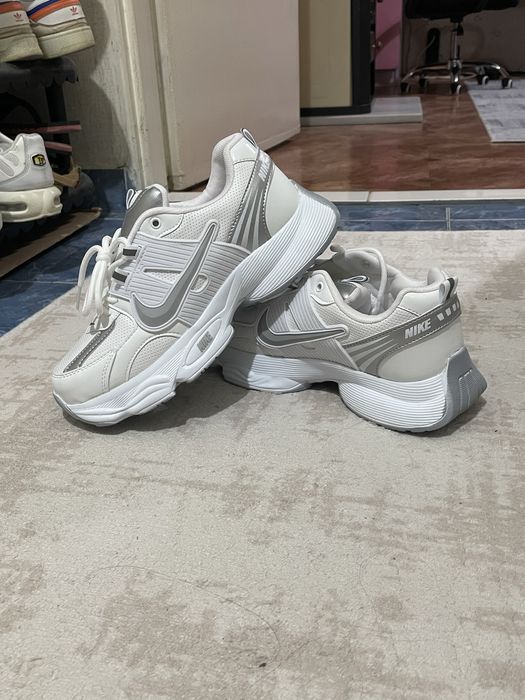 Маратонки Nike ..