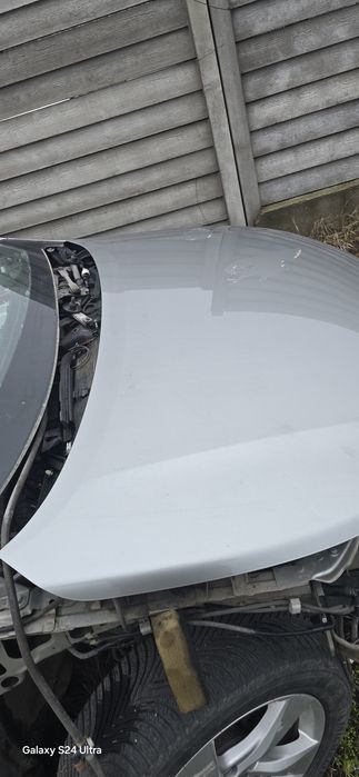 Capota toyota avensis t27