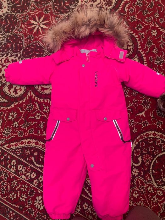 Два детских комбинезона