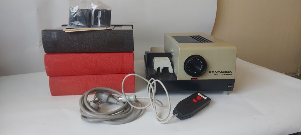 Прожекционен апарат Pentacon AV100 AUTO