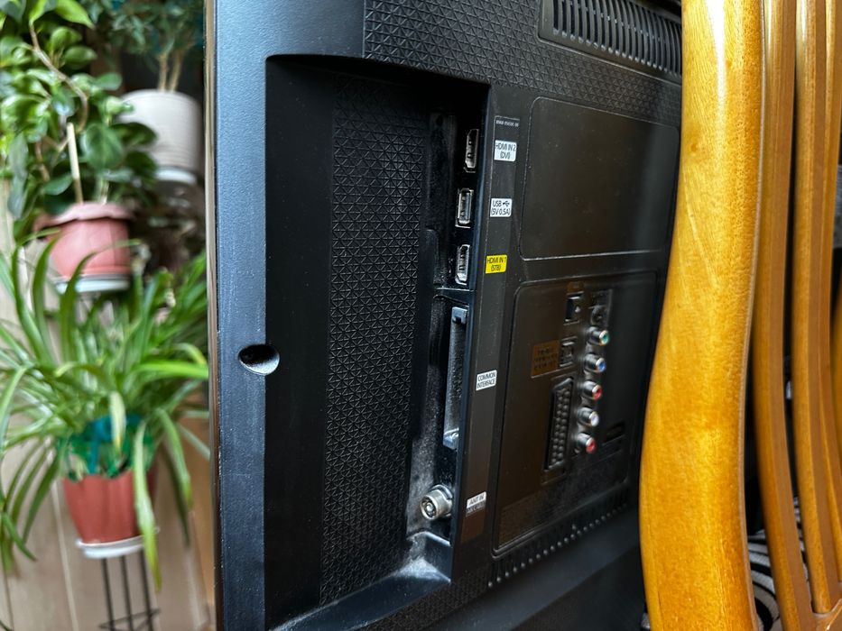 Телевизор Samsung