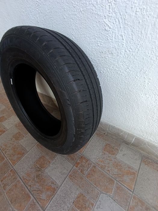 Vând 4 cauciucuri de vară Falken Ziex 205/65 R16 95 H